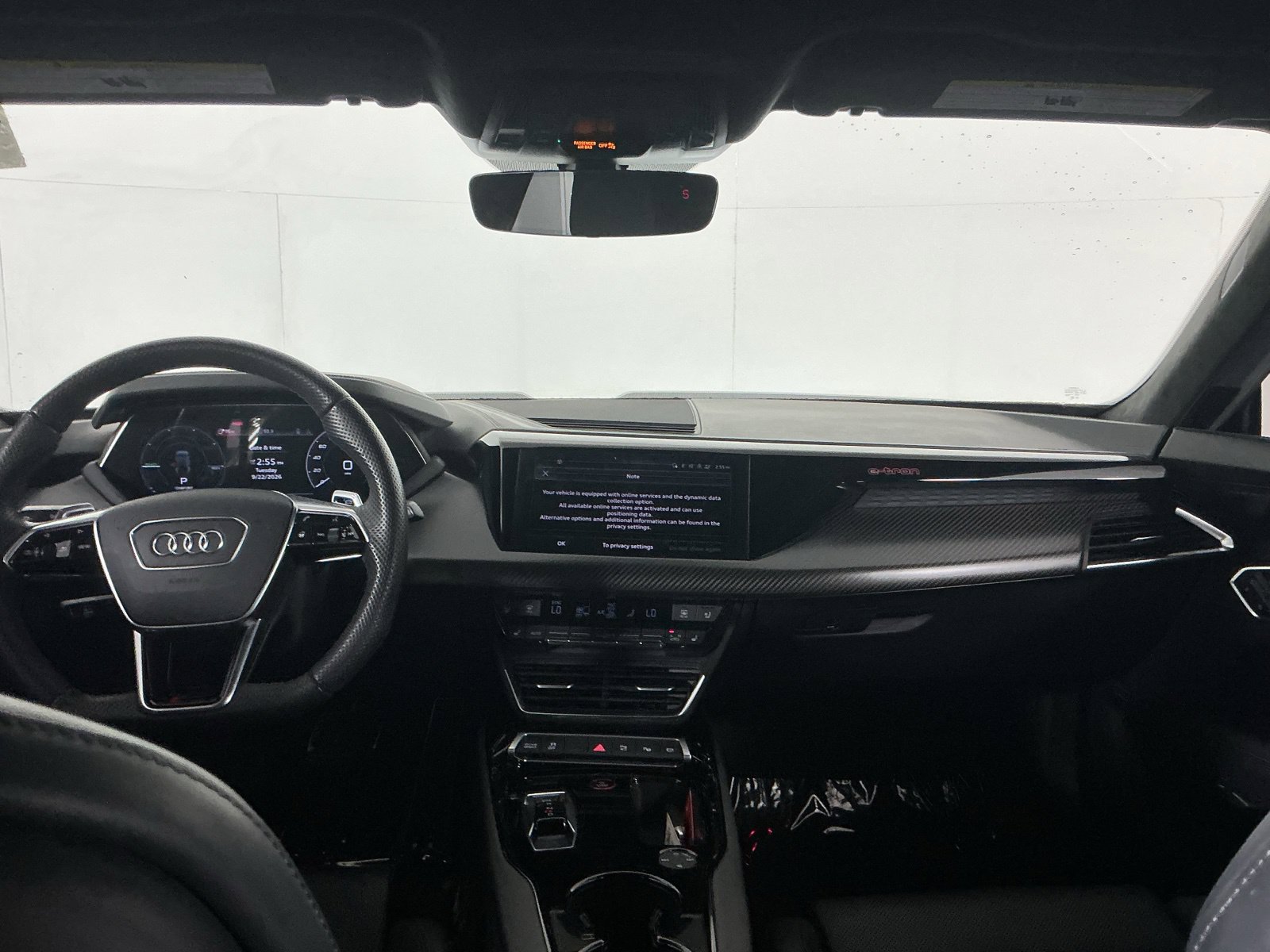 Used 2023 Audi RS e-tron GT w/ Carbon Performance Package AWD/4WD image 19