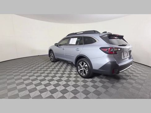 Used 2022 Subaru Outback Limited AWD/4WD image 45