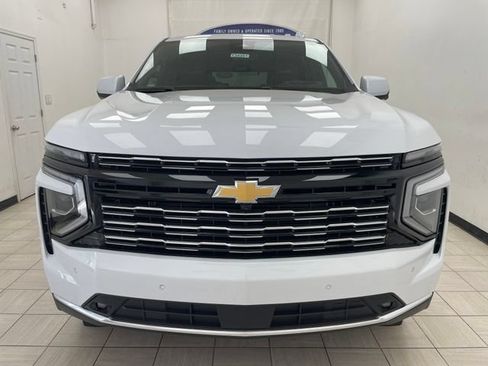 New 2026 Chevrolet Tahoe High Country w/ LPO, Illumination Package AWD/4WD image 18