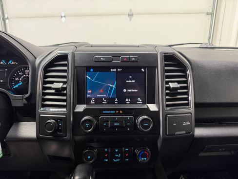 Used 2019 Ford F150 XLT w/ Equipment Group 302A Luxury AWD/4WD image 22