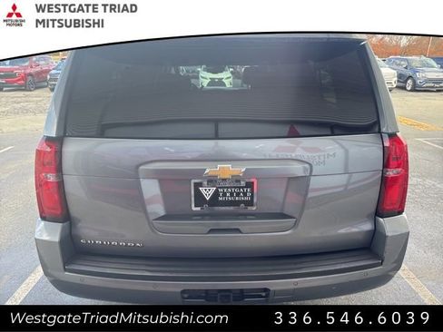 Used 2020 Chevrolet Suburban LT image 9