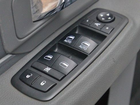 Used 2018 RAM 1500 Big Horn image 10