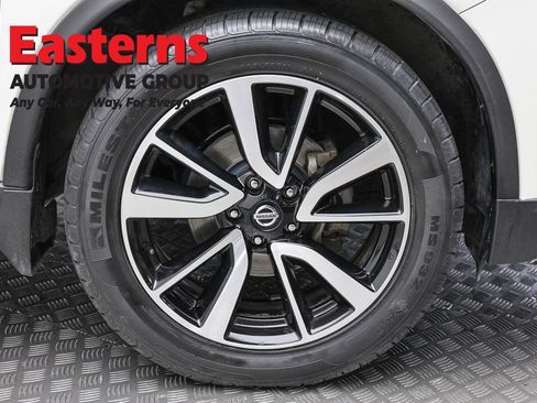 Used 2020 Nissan Rogue SL w/ Premium Package AWD/4WD image 31