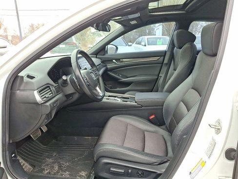 Used 2020 Honda Accord Sport image 14
