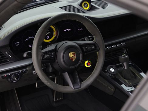 Used 2022 Porsche 911 GT3 RWD image 20