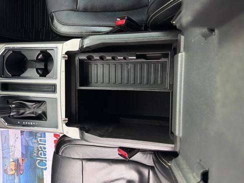 Used 2015 Ford F150 Lariat AWD/4WD image 24