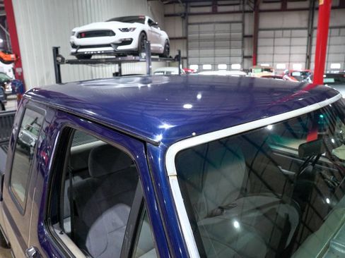 Used 1994 Ford F250 XLT image 19