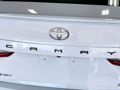 Certified 2025 Toyota Camry SE FWD image 28