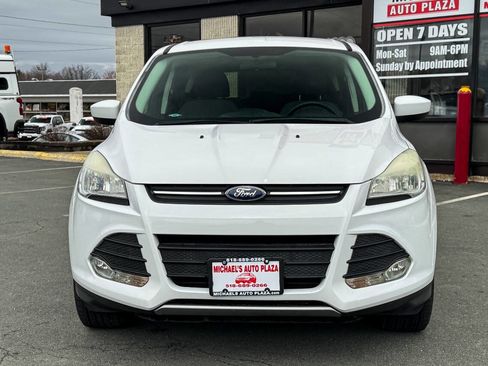 Used 2014 Ford Escape SE image 9