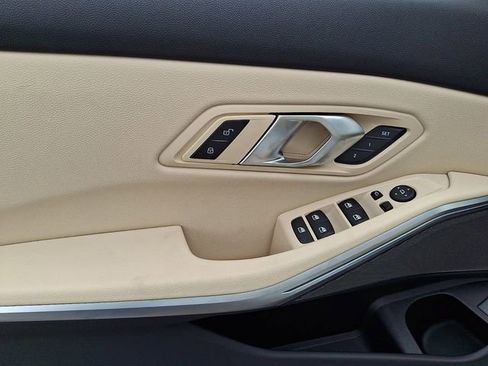 New 2026 BMW 330i xDrive Sedan w/ M Sport Package AWD/4WD image 10