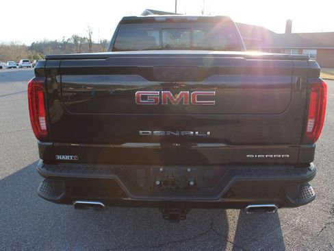 Used 2022 GMC Sierra 1500 Denali w/ Technology Package image 8