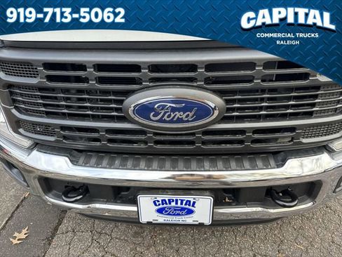 New 2026 Ford F250 XL w/ XL Chrome Package image 10