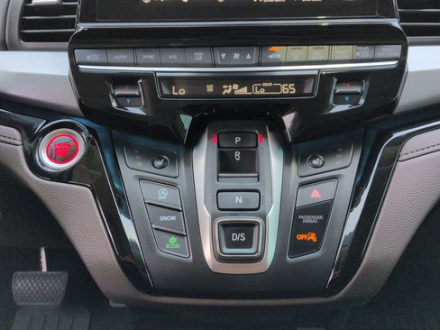 Used 2025 Honda Odyssey Touring image 26