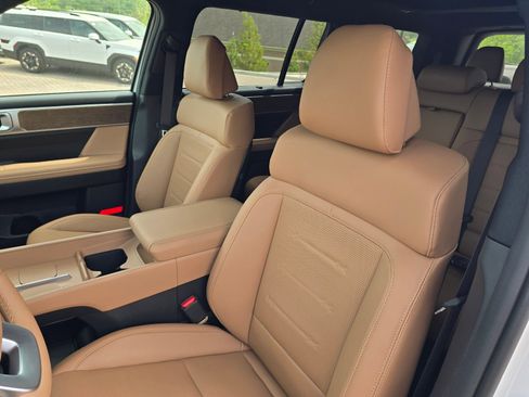 New 2026 Hyundai Santa Fe Limited AWD/4WD image 13