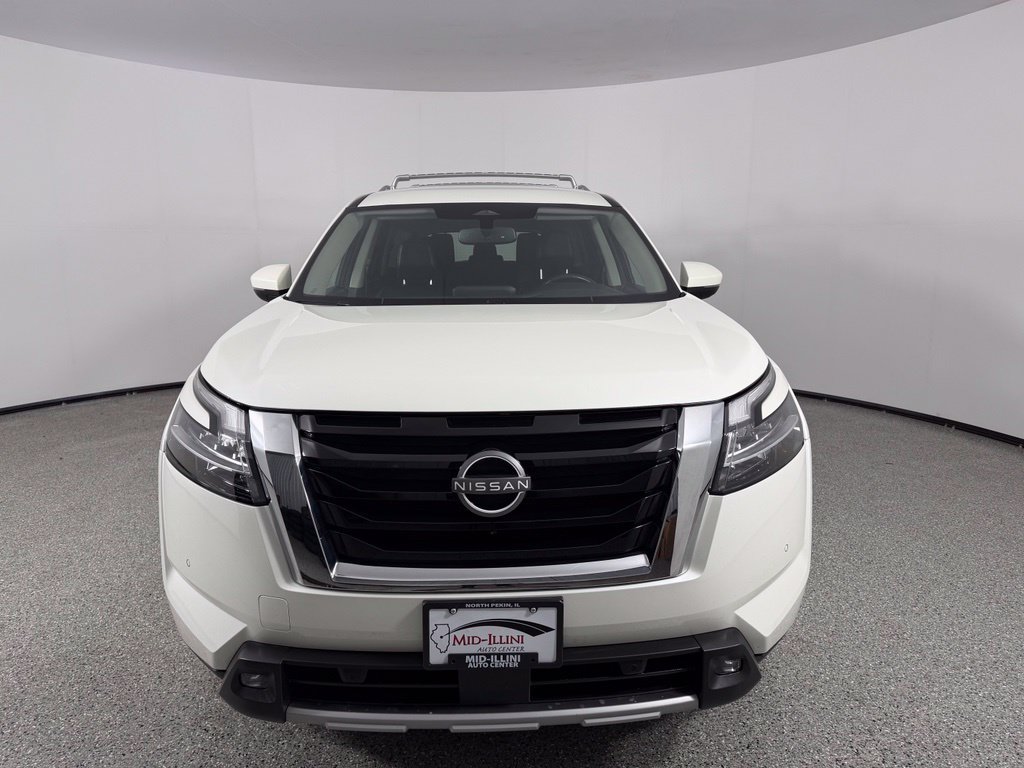 Used 2022 Nissan Pathfinder SL AWD/4WD image 9