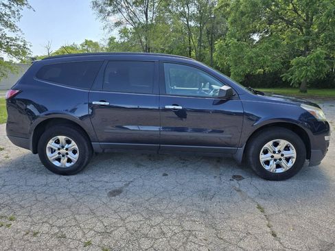 Used 2015 Chevrolet Traverse LS FWD image 4