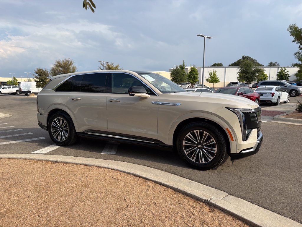Certified 2026 Cadillac Escalade IQ Luxury 1 AWD/4WD image 12
