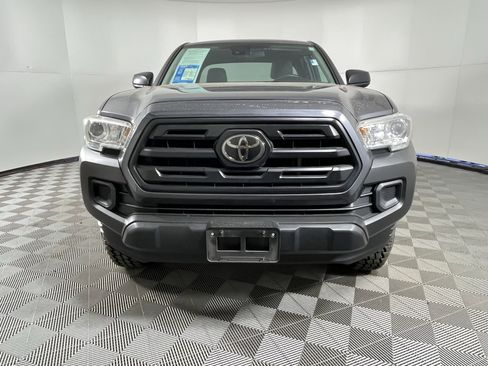 Used 2019 Toyota Tacoma SR image 8