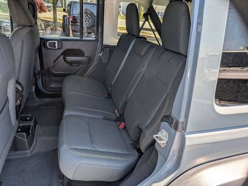 Used 2024 Jeep Wrangler Unlimited Sport AWD/4WD image 11
