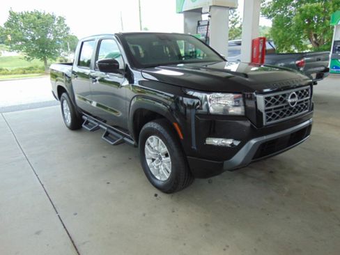Used 2022 Nissan Frontier SV AWD/4WD image 20