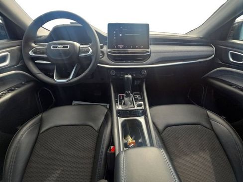 Used 2022 Jeep Compass Latitude AWD/4WD image 10