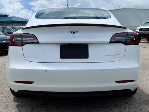 Used 2021 Tesla Model 3 Long Range AWD/4WD image 3