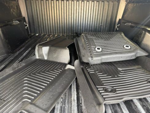 Used 2024 Toyota Tacoma TRD Off-Road image 32