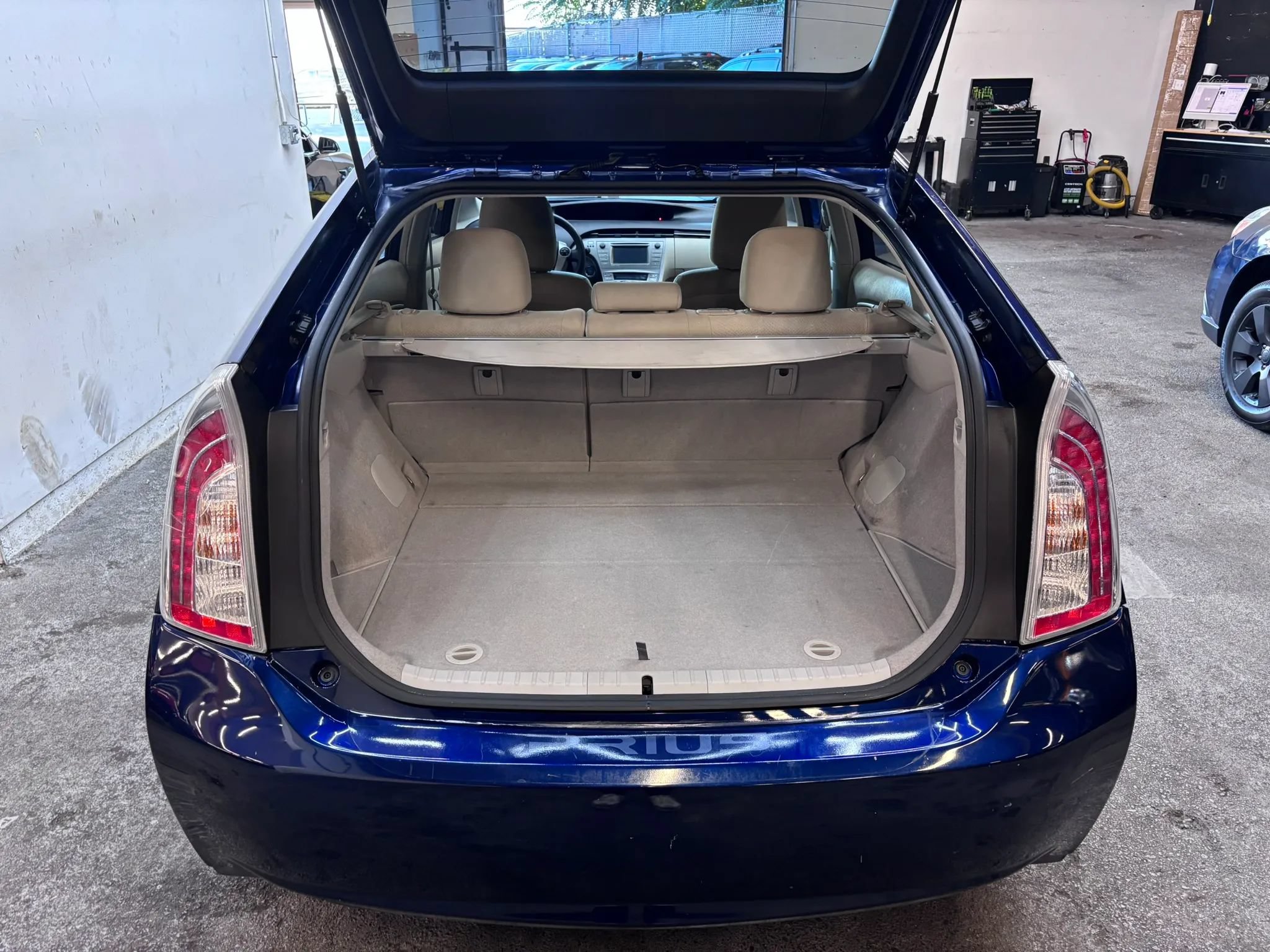 Used 2012 Toyota Prius Three FWD image 22