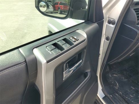 Used 2019 Toyota 4Runner SR5 image 11