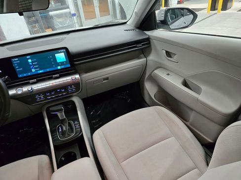 Used 2024 Hyundai Kona SEL FWD image 33