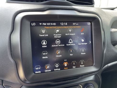 Used 2023 Jeep Renegade Latitude AWD/4WD image 21