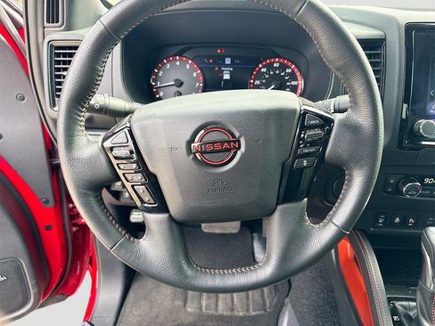 Used 2024 Nissan Frontier Pro-X w/ Pro Premium Package image 11