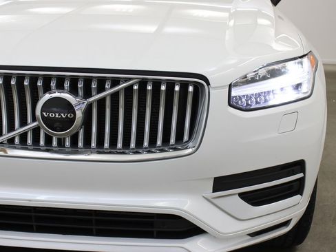Used 2022 Volvo XC90 T8 Inscription Expression w/ Advanced Package image 8
