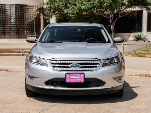 Used 2010 Ford Taurus SHO image 15