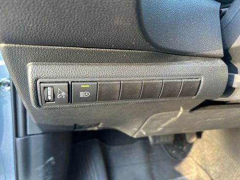 Used 2024 Toyota Corolla LE FWD image 17