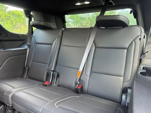 Used 2022 GMC Yukon Denali AWD/4WD image 12