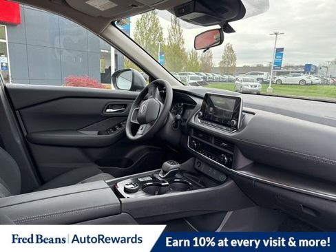 New 2026 Nissan Rogue SV w/ Cold Weather Package AWD/4WD image 10