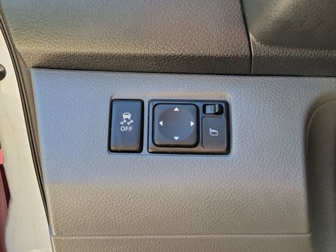 Used 2019 Nissan NV200 SV w/ Navigation Package image 29