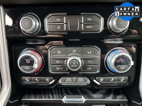 Used 2023 GMC Yukon Denali image 32