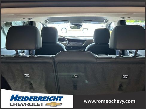 Used 2023 Buick Envision Essence FWD image 32