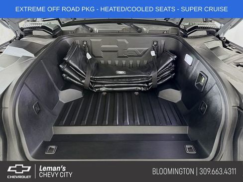 Used 2024 GMC Hummer EV 2X w/ Extreme Off-Road Package image 29
