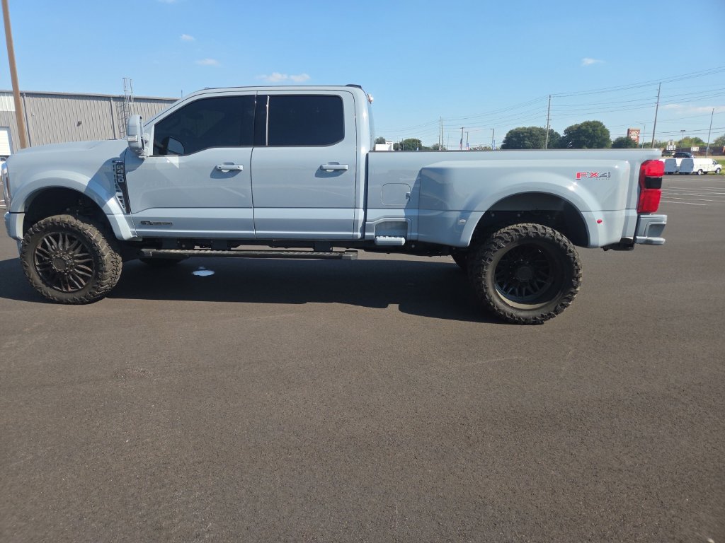Used 2025 Ford F450 Lariat w/ FX4 Off-Road Package AWD/4WD image 12