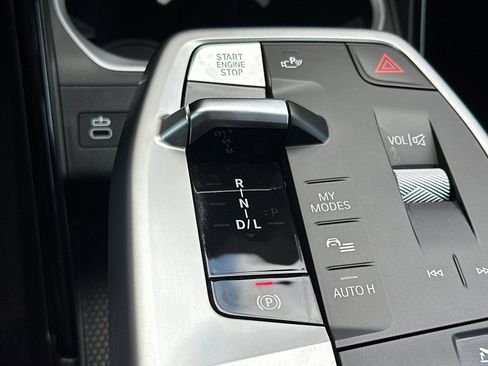 Used 2025 BMW X1 xDrive28i w/ Premium Package image 28