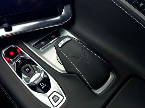 Used 2020 Chevrolet Corvette Stingray w/ 3LT Preferred Equipment Group image 10