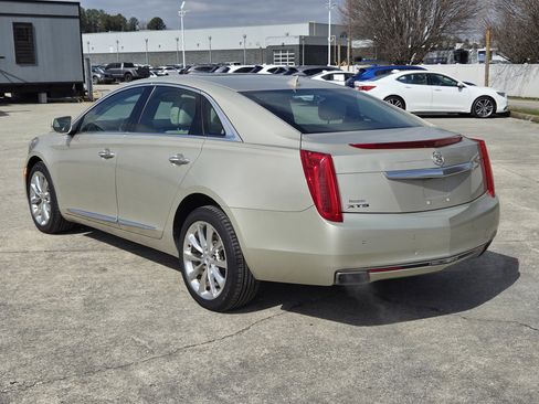 Used 2014 Cadillac XTS Luxury w/ Driver Awareness Package image 3