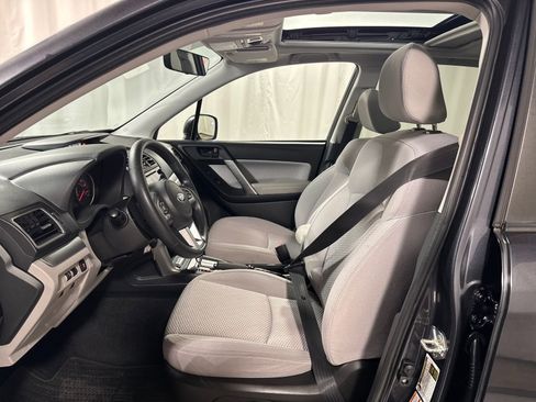 Used 2018 Subaru Forester 2.5i Premium w/ All-Weather Package AWD/4WD image 3