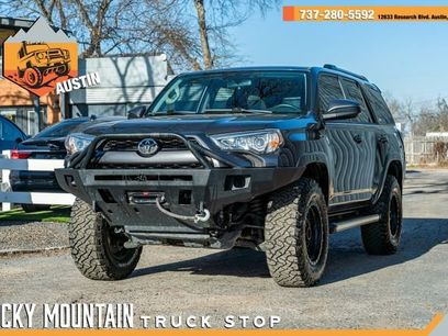 Used 2019 Toyota 4Runner SR5 4X4 W/ UPGRADES / GREAT