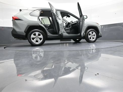 Certified 2020 Toyota RAV4 XLE w/ Convenience Package AWD/4WD image 49