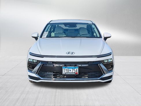 Certified 2026 Hyundai Sonata SEL AWD/4WD image 2