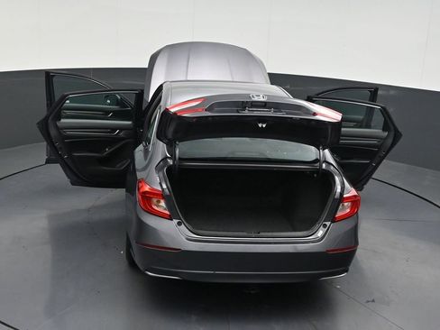 Used 2018 Honda Accord LX image 32